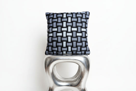 02 PIXEL NOIR Grau l Kissenbezug - WOOVE