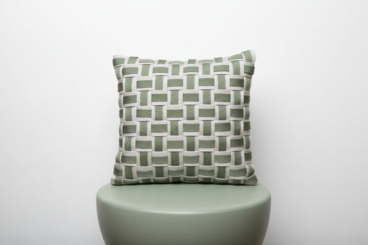 OLIVE TRACE Creme & Helloliv / Kissenbezug - WOOVE