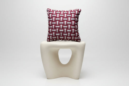 WOOVE Handgewebtes Designer-Kissen - Grid Ästhetik in Bordeaux & Rosebeige / Kissenbezug - WOOVE