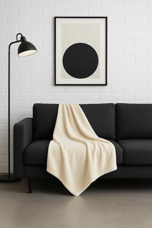 NOA.HOME. Sherpa Decke Ecru - WOOVE