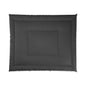 Design Comforter – stilvolle Tagesdecke mit weichem Griff - Black - WOOVE
