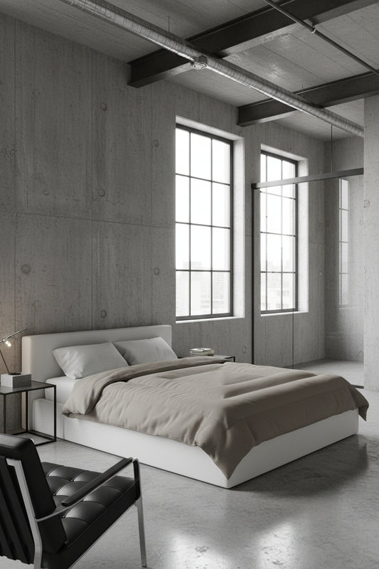 Design Comforter – stilvolle Tagesdecke mit weichem Griff - Dark Taupe - WOOVE