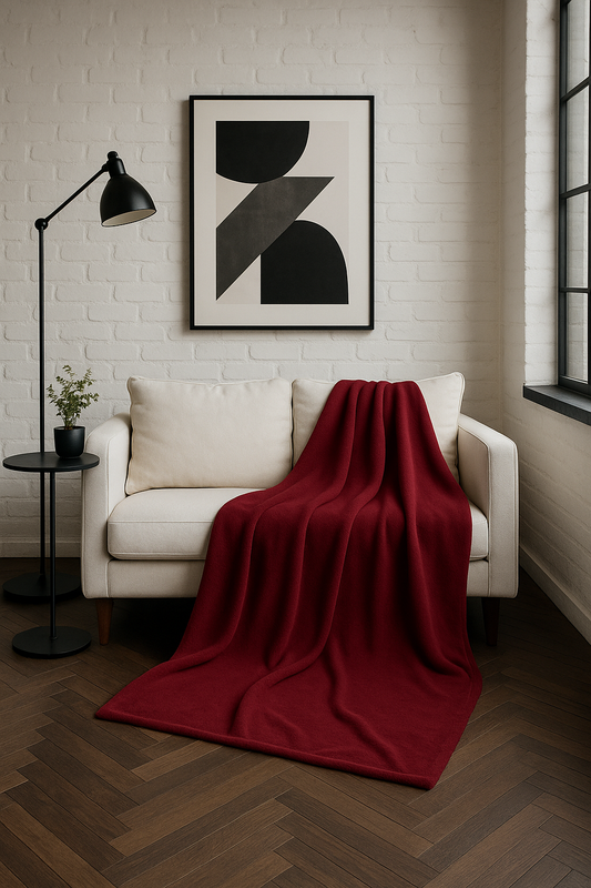 NOA.HOME. Sherpa Decke Weinrot - WOOVE