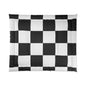 Design Comforter – stilvolle Tagesdecke mit weichem Griff - Black & White Chess - WOOVE