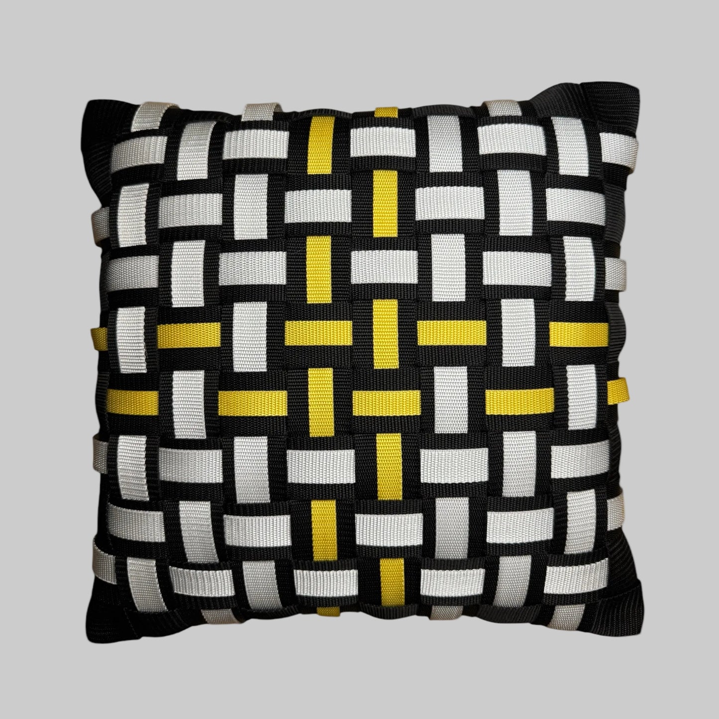 NEON GRID SOLAR Neonmix l Kissenbezug - WOOVE