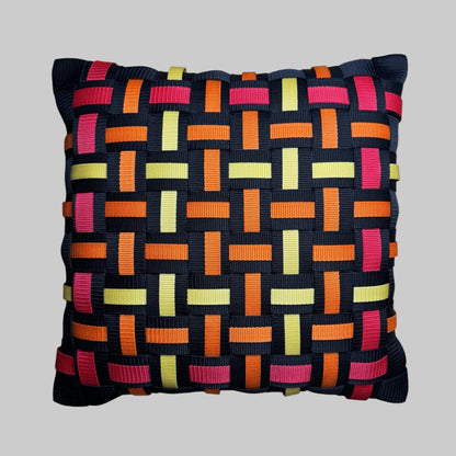 NEON GRID BLAZE Neonmix l Kissenbezug - WOOVE