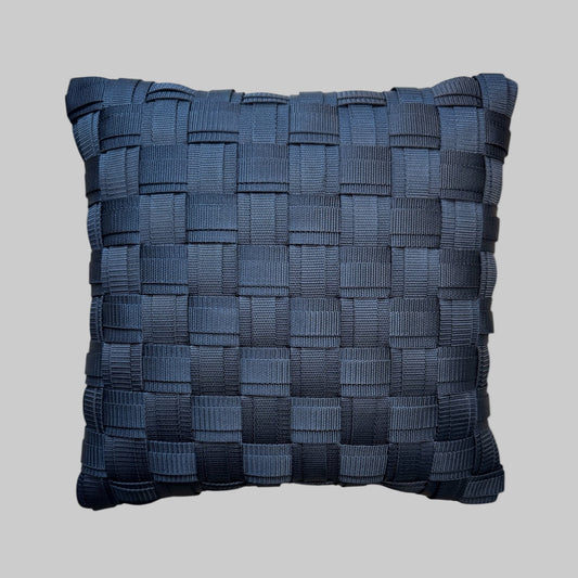 WOOVE Handgewebtes Designer-Kissen  - Grid Ästhetik in Schwarz l Kissenbezug